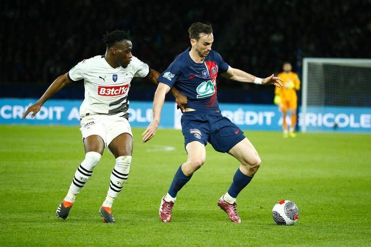 包含雷恩对阵尼姆：法甲比赛或成为一场焦点战的词条