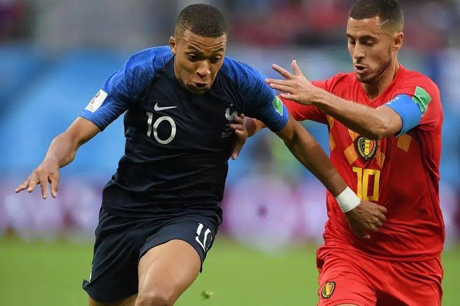 国际足坛豪门齐聚,比赛场上精彩绝伦的简单介绍 国际足坛豪门齐聚,比赛场上精彩绝伦的简单介绍