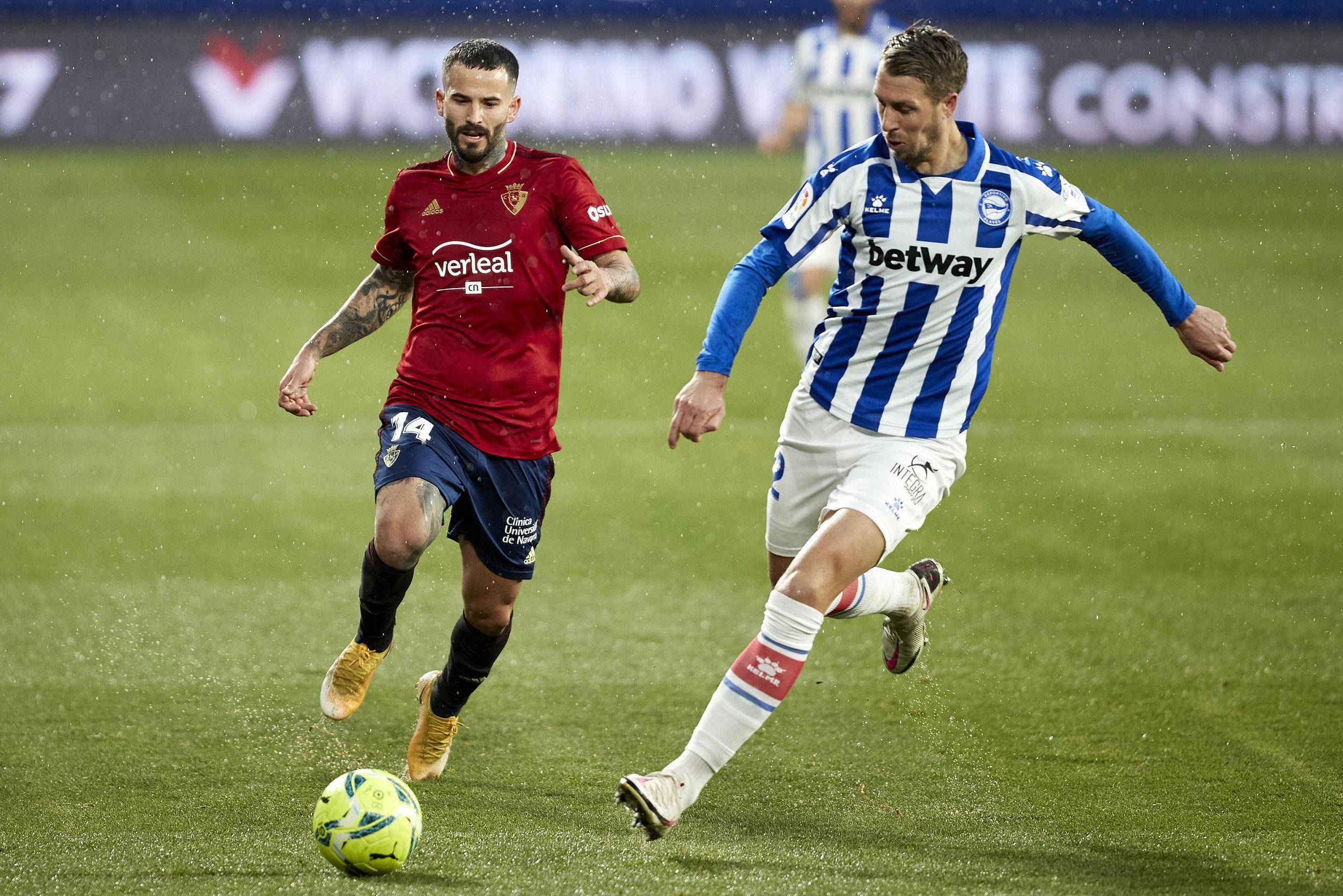 开云官网-塞维利亚客场击败维拉利尔，稳居前列