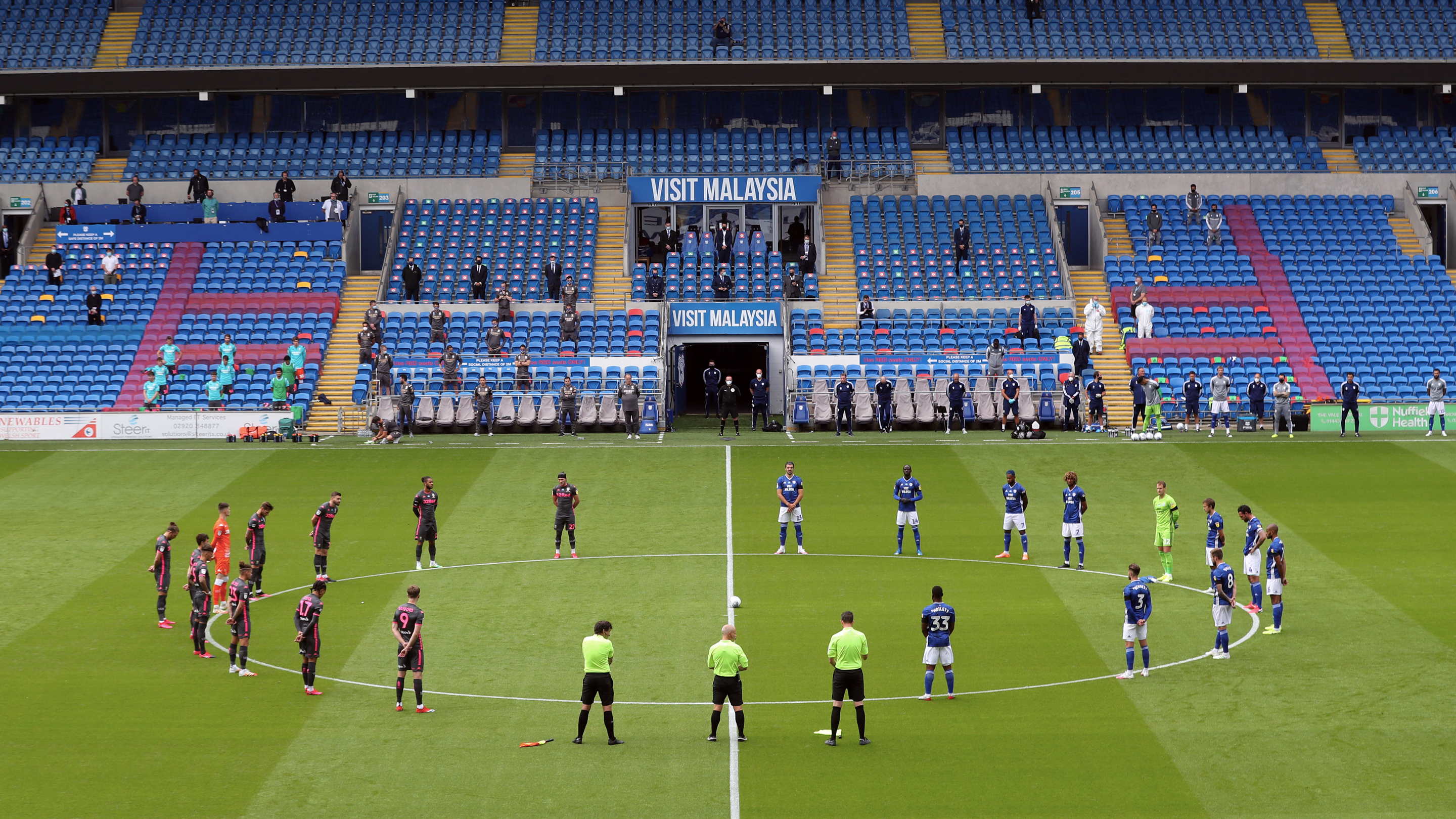 开云体育中国-卡迪夫城客场遇挫，险象环生仍全力拼搏的简单介绍