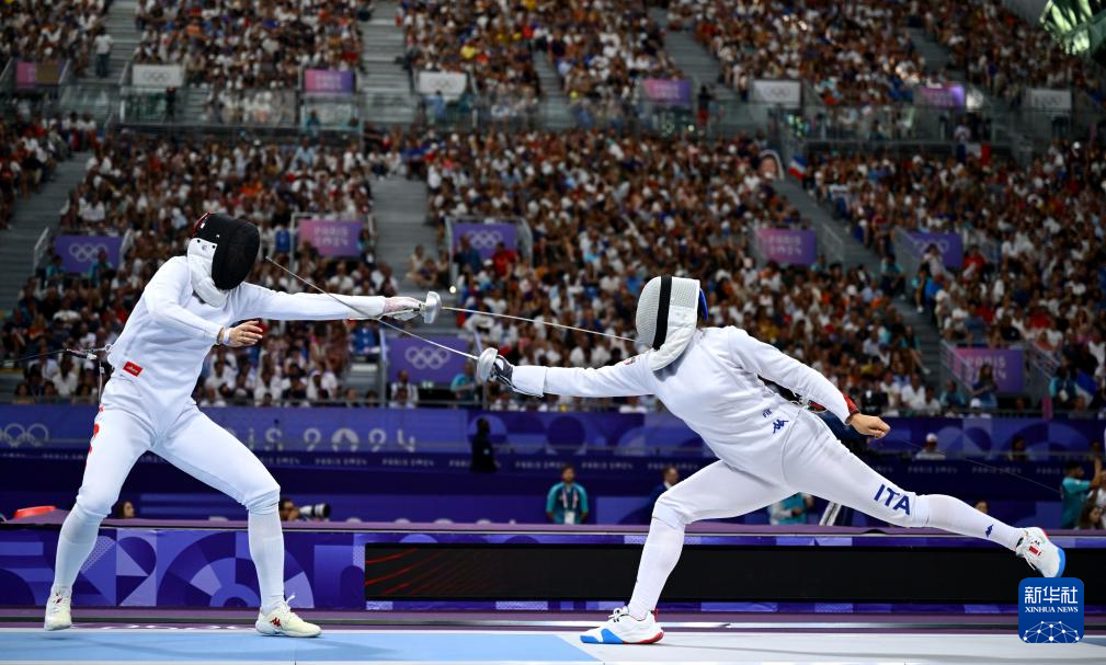 法国运动员勇夺击剑比赛亚军 法国运动员勇夺击剑比赛亚军