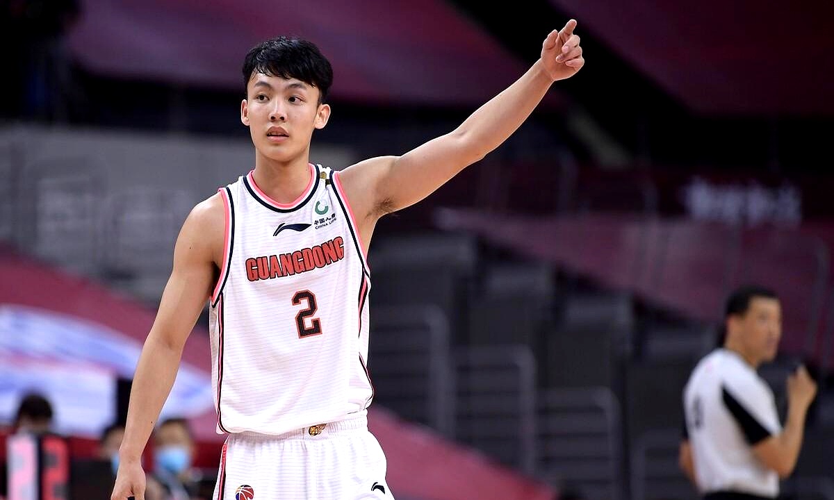 开云体育app-广州男篮遭遇强敌，主场苦战不利