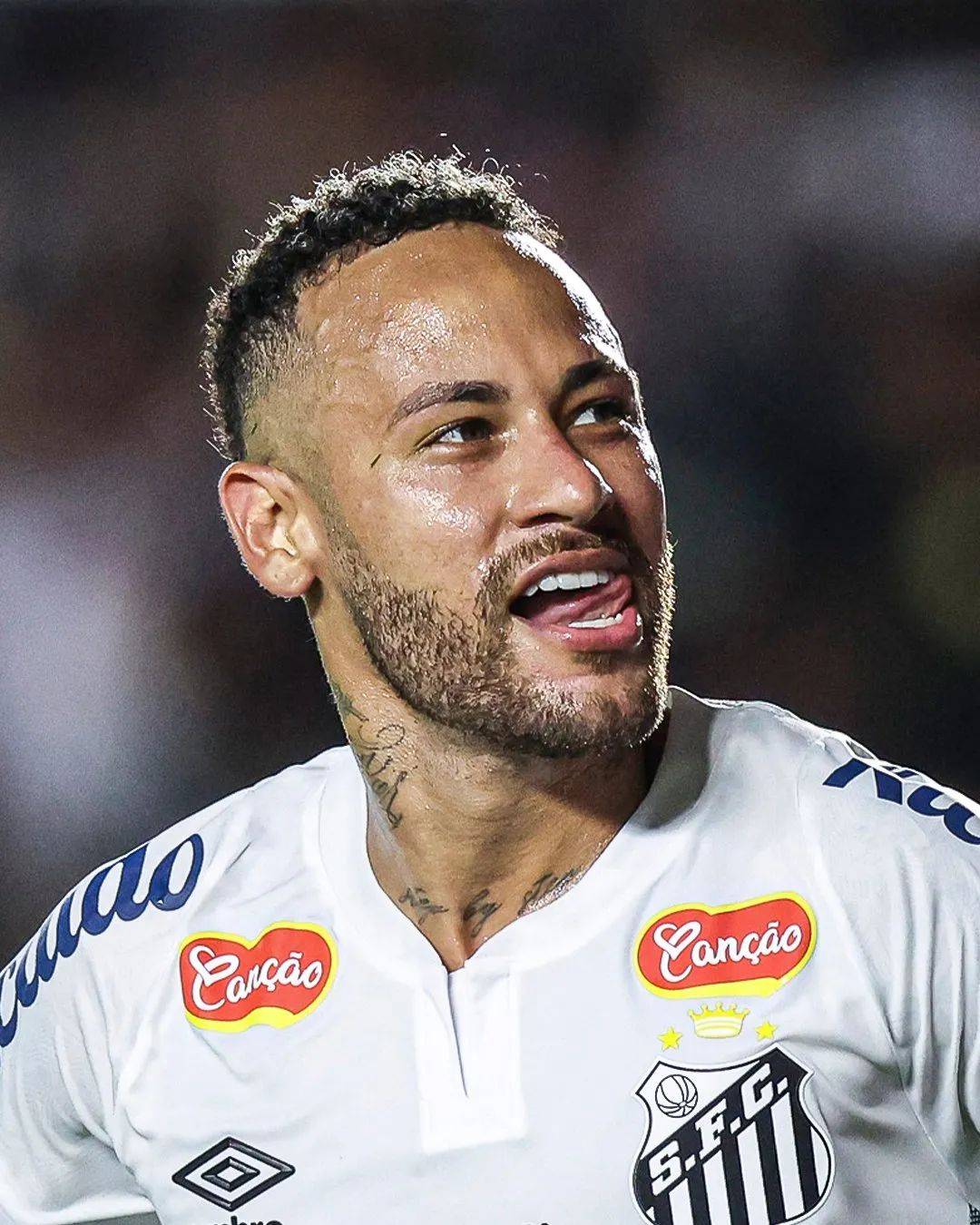 关于巴西边锋内马尔成为法国巴黎圣日耳曼队史进球王的信息