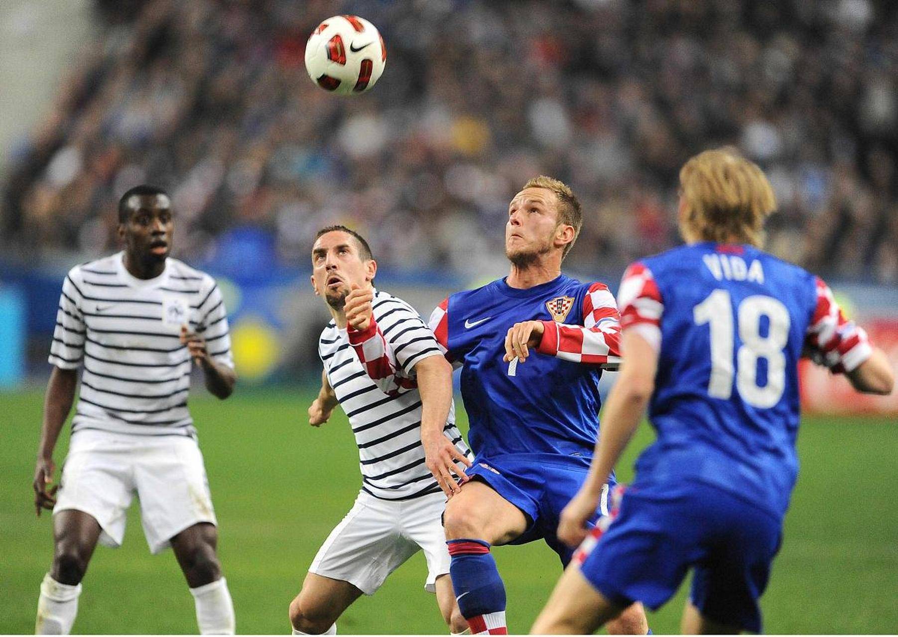 瑞典队惨败出局,欧洲杯赛场告别 瑞典队惨败出局,欧洲杯赛场告别