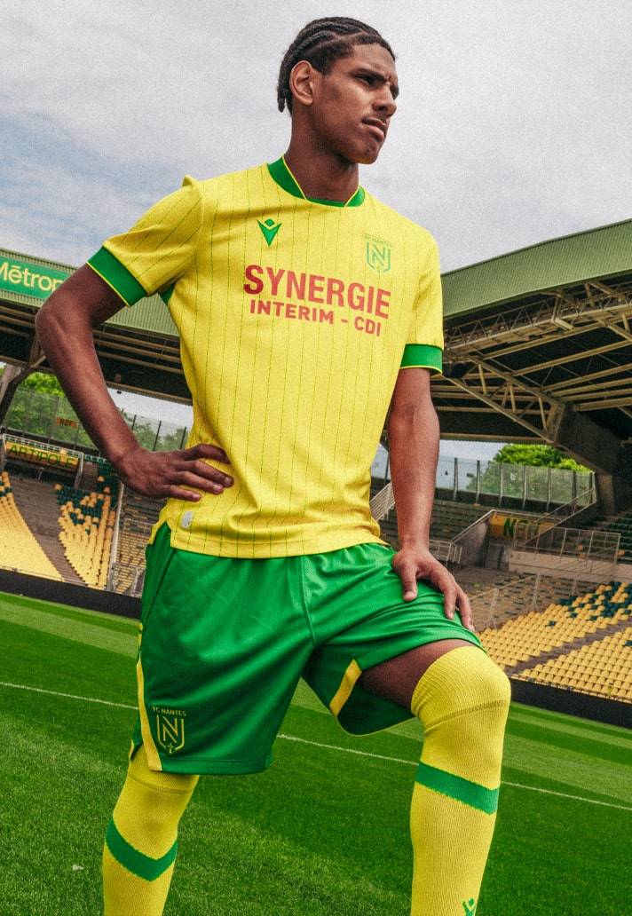 南特球队球员荣获最佳比赛球员