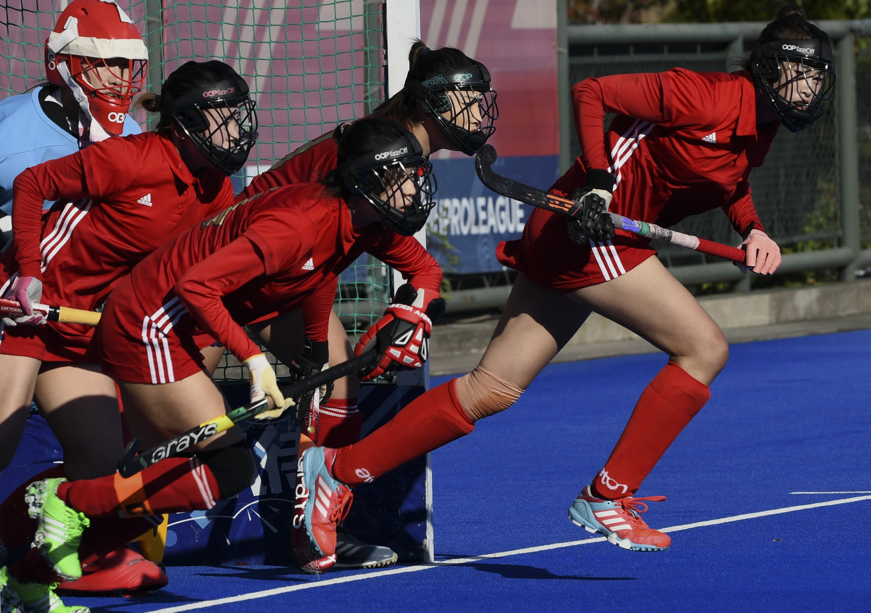 开云体育APP下载-女子曲棍球赛场上创造精彩瞬间