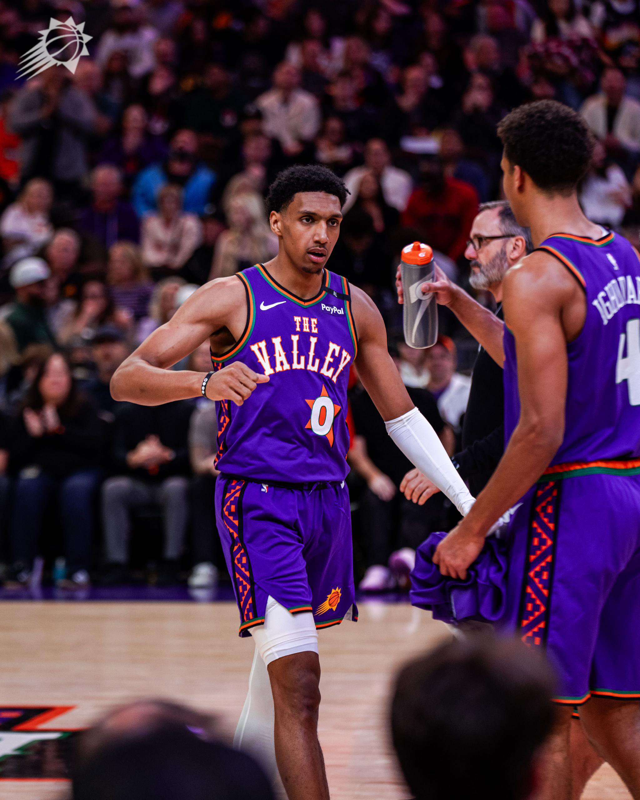 开云体育官网-关于太阳主场大胜黄蜂，士气高涨的信息