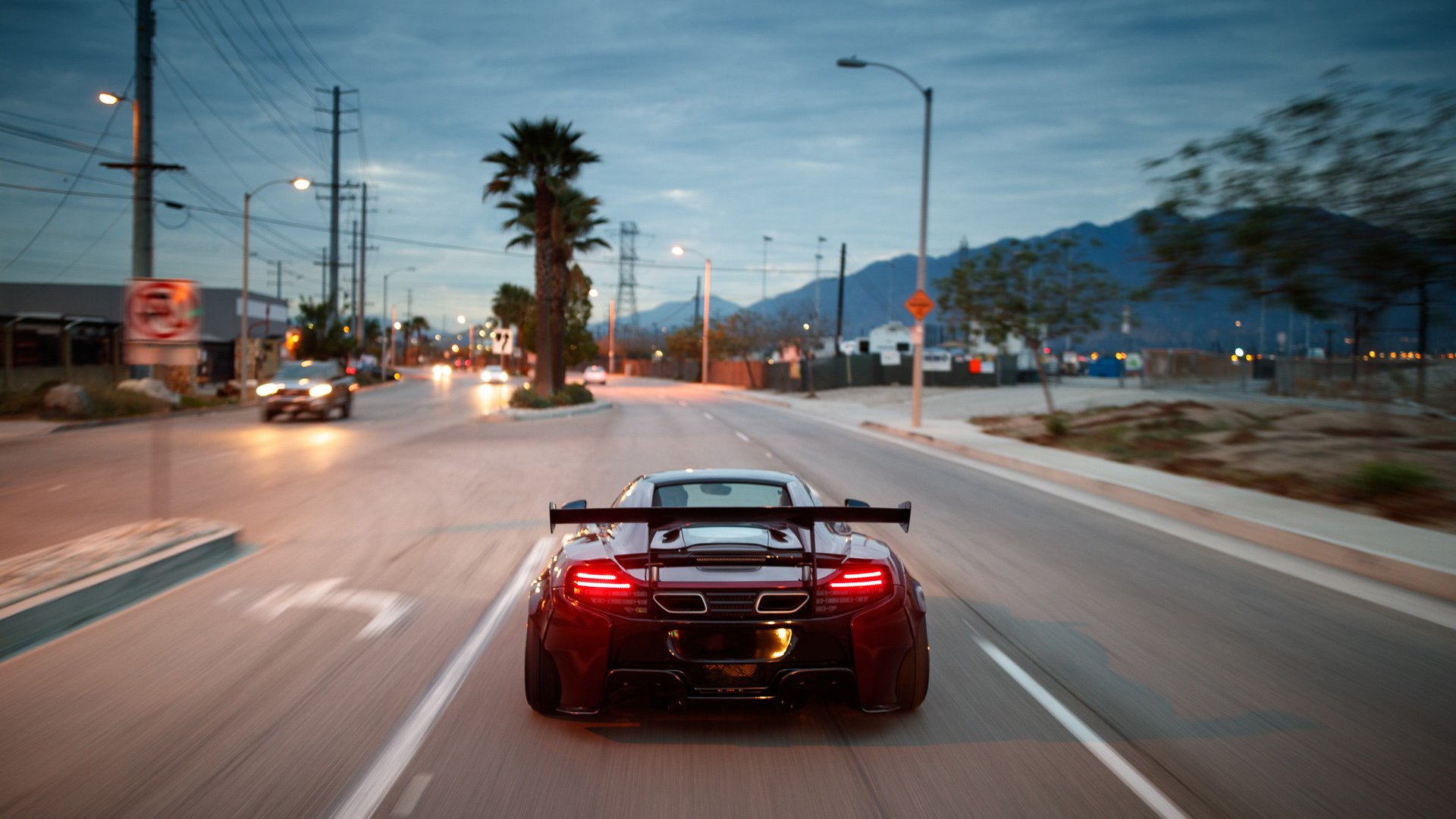 撕裂寂静,哈利伯顿在死寂之夜的压力爆破术