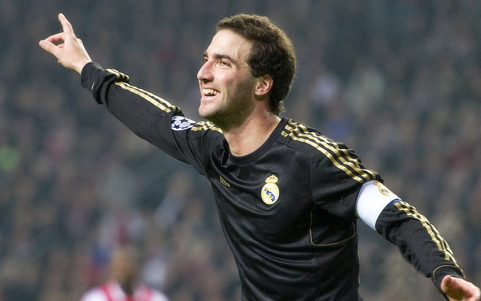 世界杯之夜，马克西，以节奏之名，燃烧团队之魂