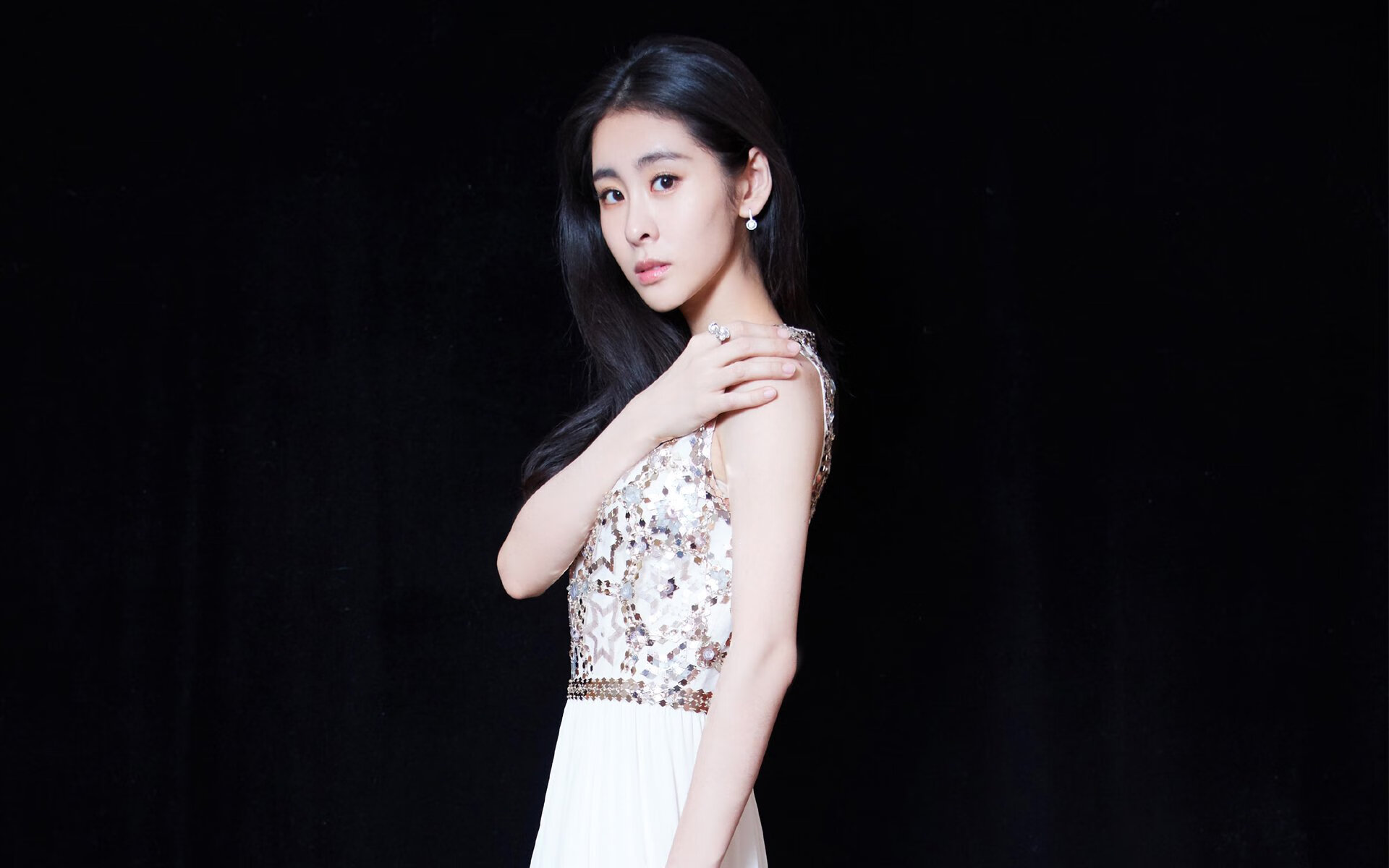 开云体育APP下载-戈麦斯致命一击，安哥拉掀翻葡萄牙！历史性胜利背后的关键先生