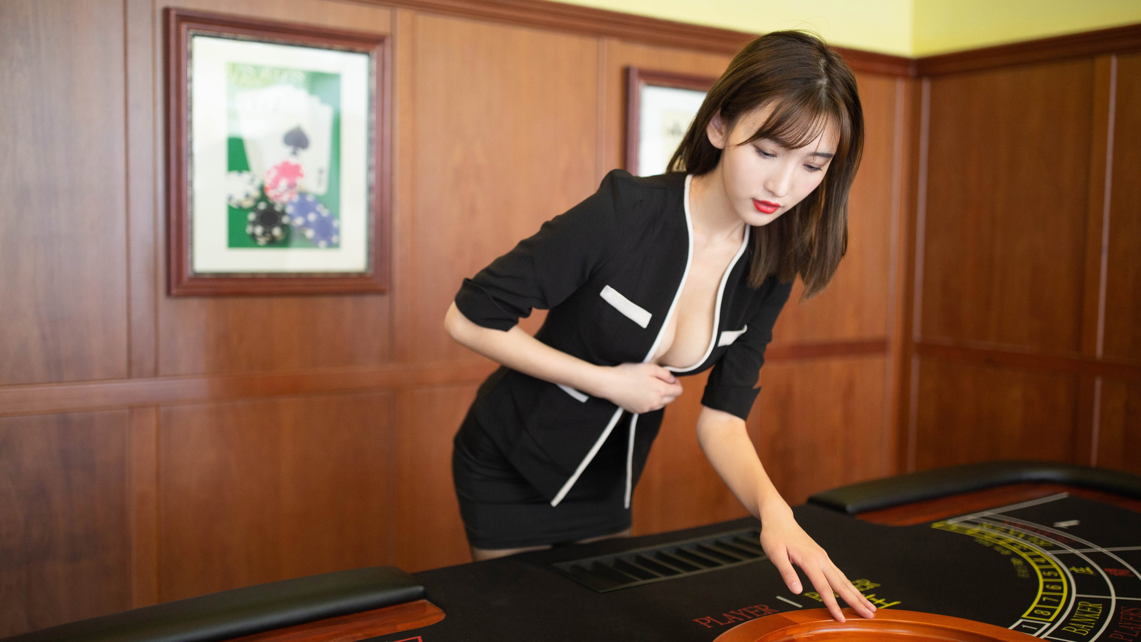 猛龙终夺冠,布伦森展巨星锋芒—见证新一代巨星的诞生